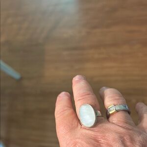 Elegant Silver Oval Ring